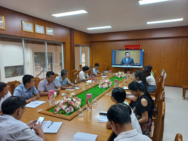 Hội nghị toàn quốc trực tiếp kết hợp trực tuyến quán triệt, triển khai thực hiện Nghị quyết Hội nghị lần thứ mười Ban chấp hành Trung ương Đảng khóa XIII